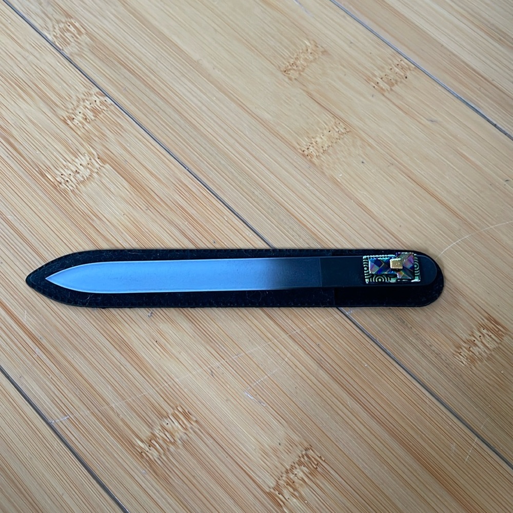 Brand New Nail File Made With Glass and jewels Firefly Accessories